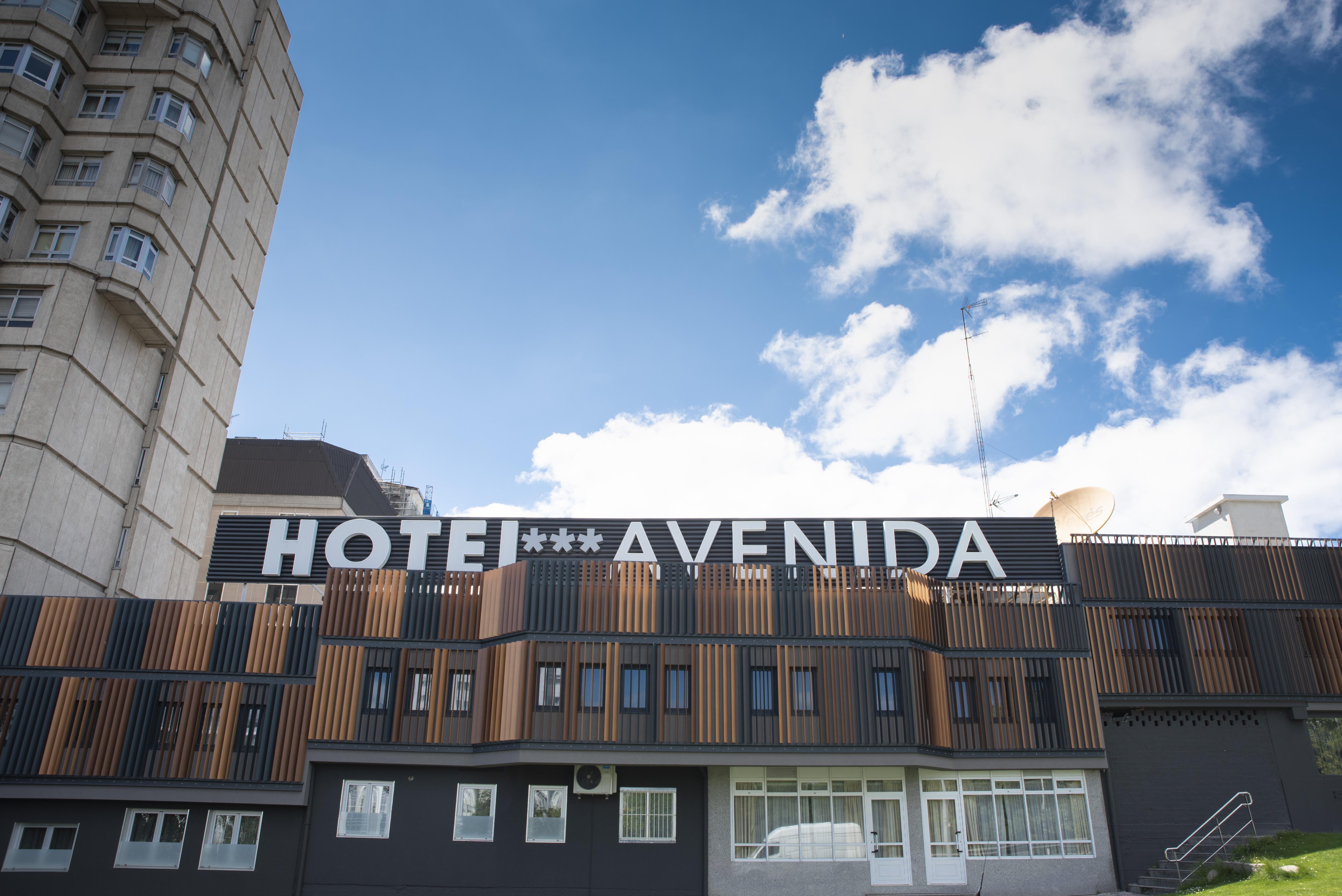 Hotel Avenida La Coruña Esterno foto